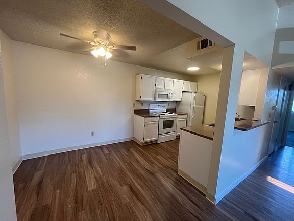 2nd image of 1035 S Elkhart Way APT 302