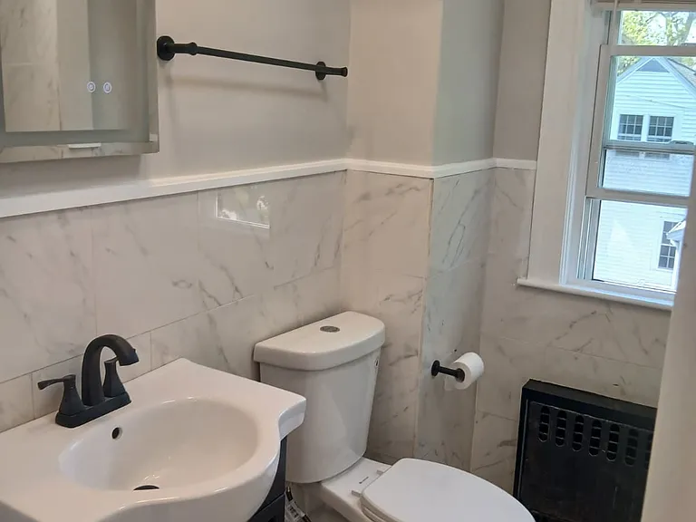 90 Edgemere Rd — Photo 16