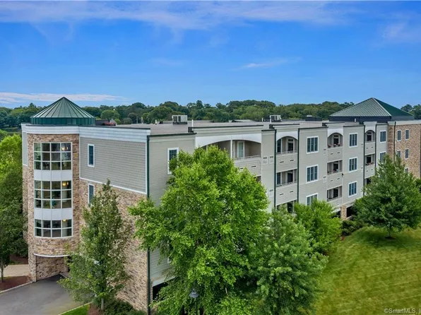 60 Maple Street #43, Branford, CT 06405