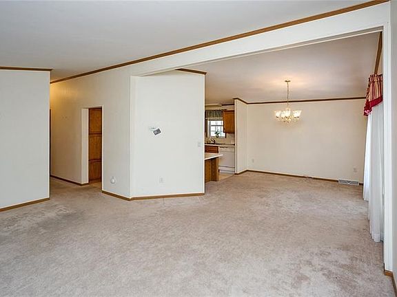 3rd image of 39115 Marisa Ct