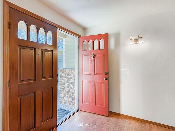 3rd image of 7046 NE 153rd Pl