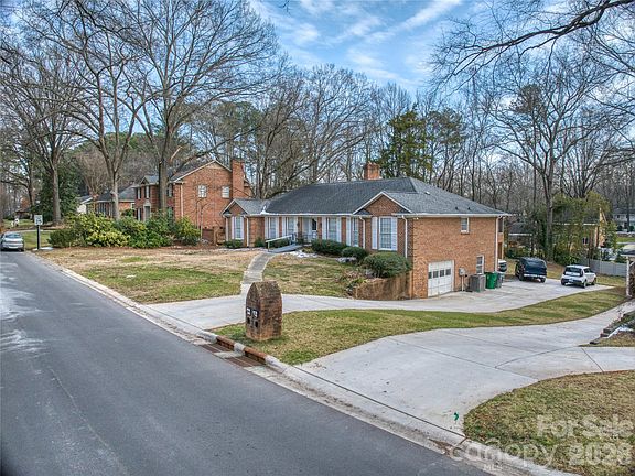 3rd image of 3100 Wamath Dr
