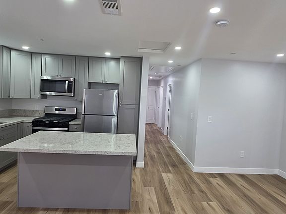 4th image of 1751 N Oxford Ave #55