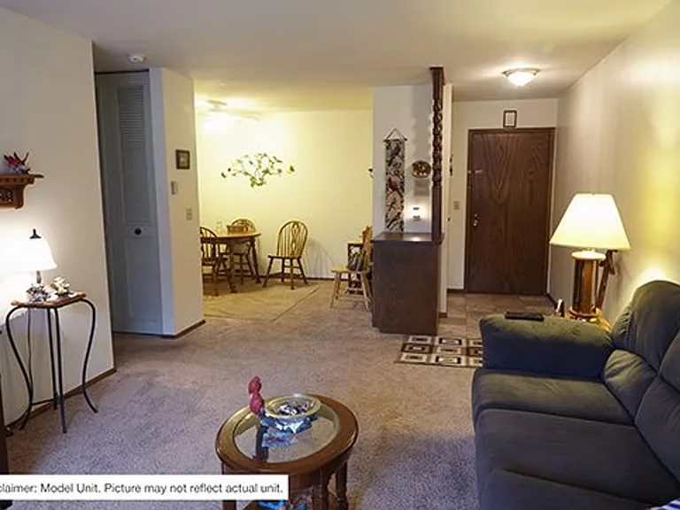 1420 N Wisconsin St — Photo 14