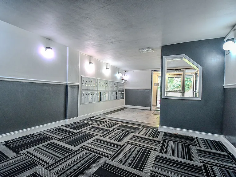 848 Riverview Ter #205 — Photo 4