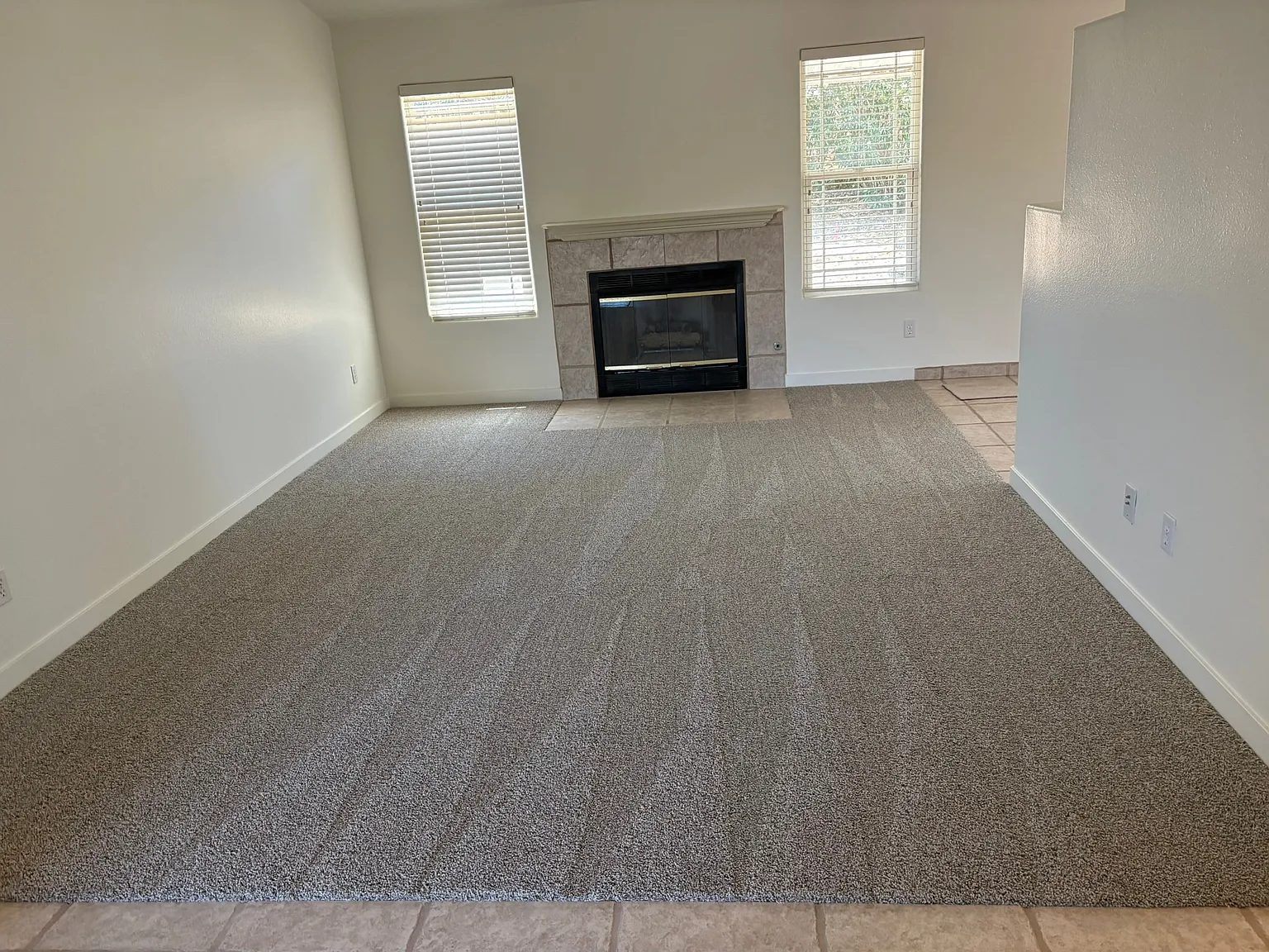 3 bed, 1326 sqft, $1,950 — Photo 1