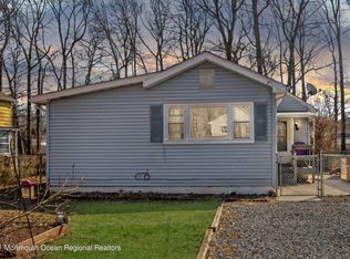 1624 Holly Rd, North Brunswick, NJ 08902