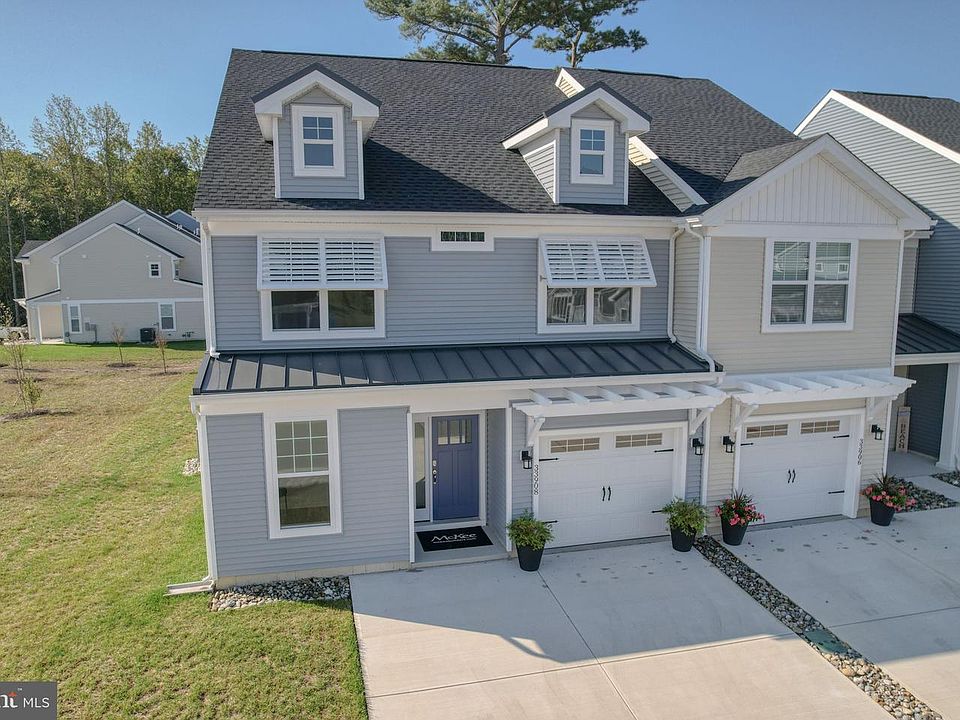 1st image of 33908 Ardwell Rd