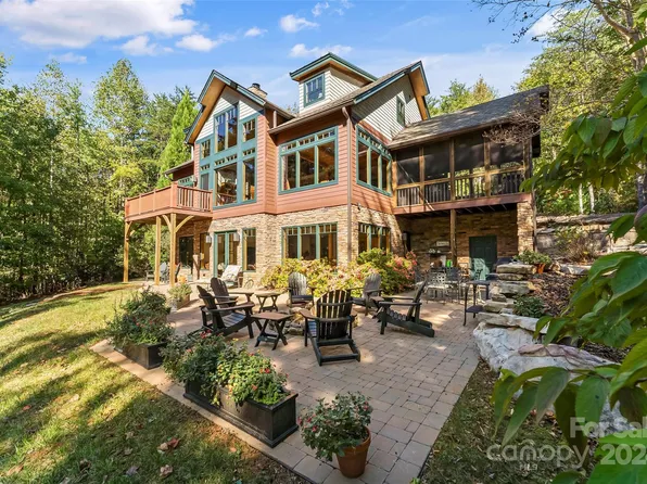1590 Old Dry Creek Rd, Morganton, NC 28655