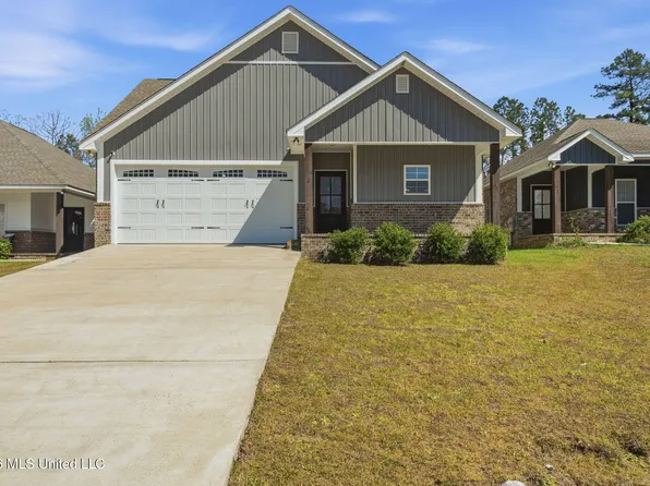 60 N Barnes Field Dr, Hattiesburg, MS 39402