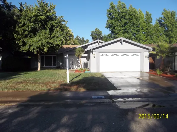 2763 Londonderry Dr, Sacramento, CA 95827