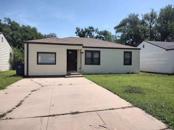 2560 N Minneapolis Ave, Wichita, KS 67219
