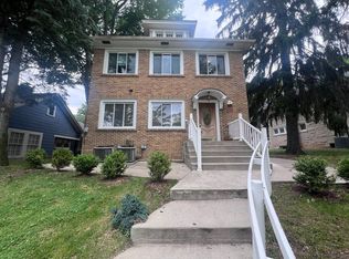 413 Briarwood Ave SE, East Grand Rapids, MI