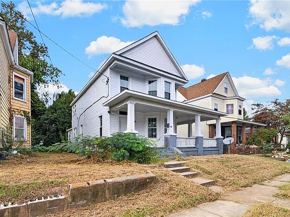 2nd image of 1313 23rd St