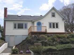 682 33rd St, Astoria, OR 97103