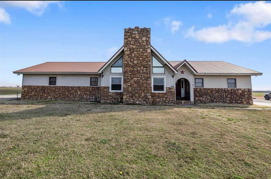 2554 State Highway 25 - Property Image