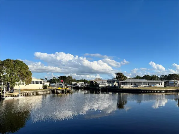 6803 Mount Pleasant Rd NE #33, Saint Petersburg, FL 33702