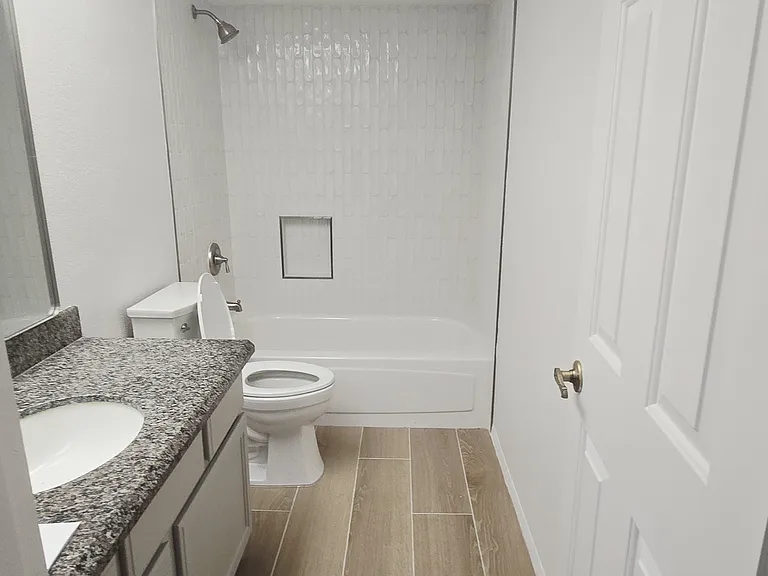 10961 E Hope Dr — Photo 3