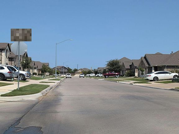 5th image of 7505 Rothbury Dr