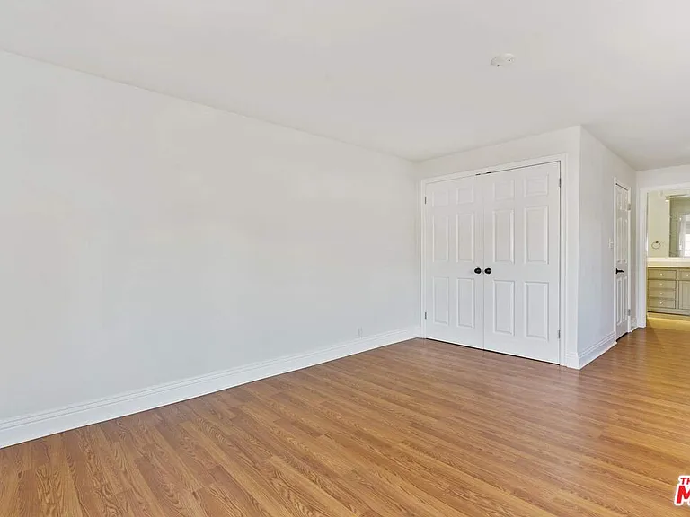4058 Wade St — Photo 11