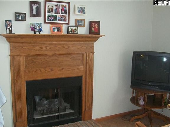 5th image of 136 Beau Chemin Ave
