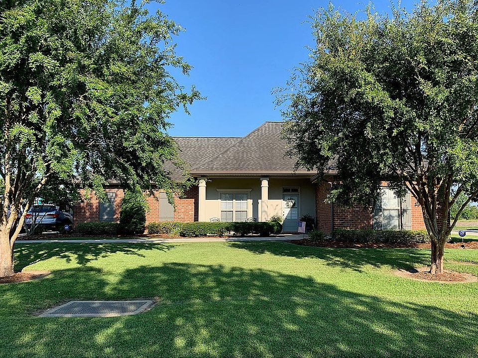 1st image of 411 Donald Dr