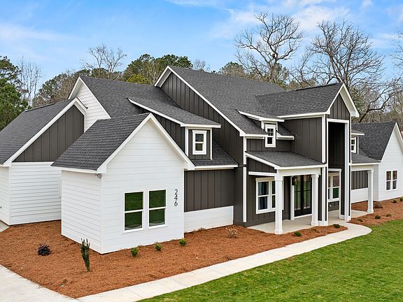 2nd image of 246 S Smith Rd