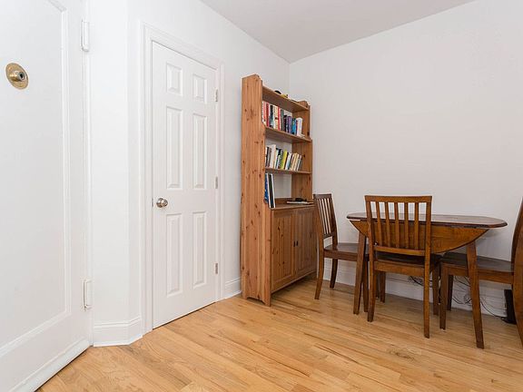 3rd image of 3925 51st St APT 5G