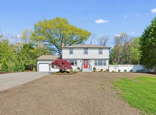 64 Hunting Ave, Shrewsbury, MA 01545