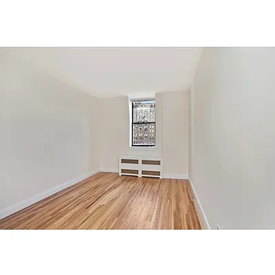 Rented by Mirador Real Estate | media 33