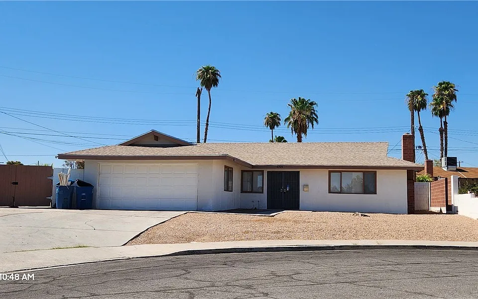 4709 Heidi Cir
