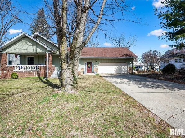 2415 W Ayres Ave, West Peoria, IL 61604