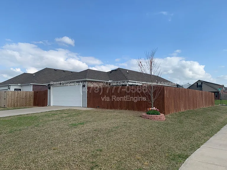 4408 SW Gallatine Ave — Photo 8