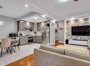 5224 71st St, Maspeth, NY 11378