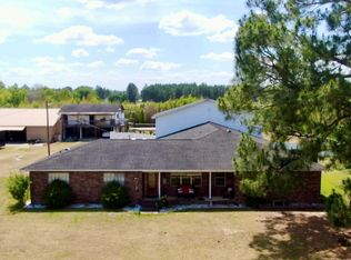 2844 Ware St, Blackshear, GA 31516