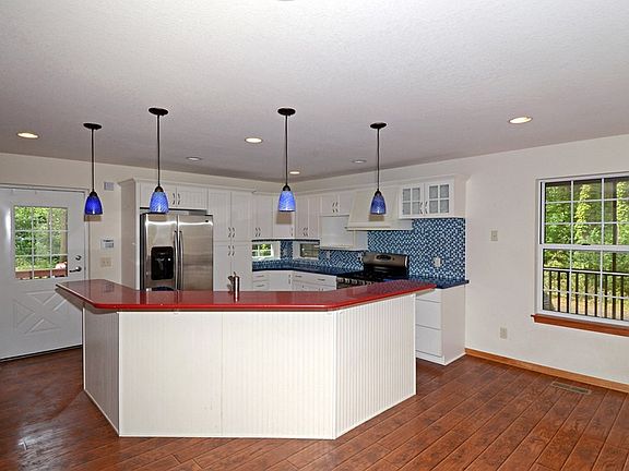 4th image of 9559 County Road Y