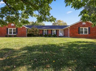 2828 Dan Patch Dr, Lexington, KY 40511