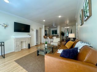 938 6th St #102, Santa Monica, CA 90403