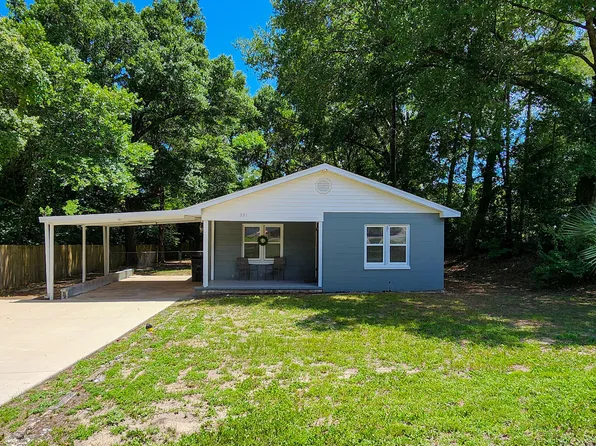 331 Washington Ave, Valparaiso, FL 32580