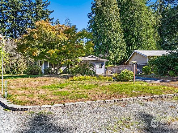 4th image of 3431 NW Melody Lane