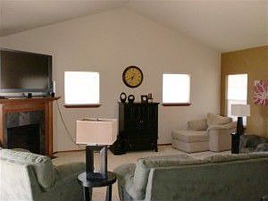 3rd image of 3347 W Loxton Loop