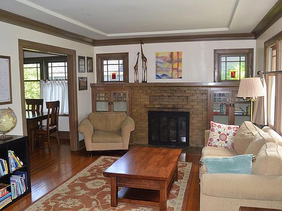 5th image of 5104 Keystone Pl N