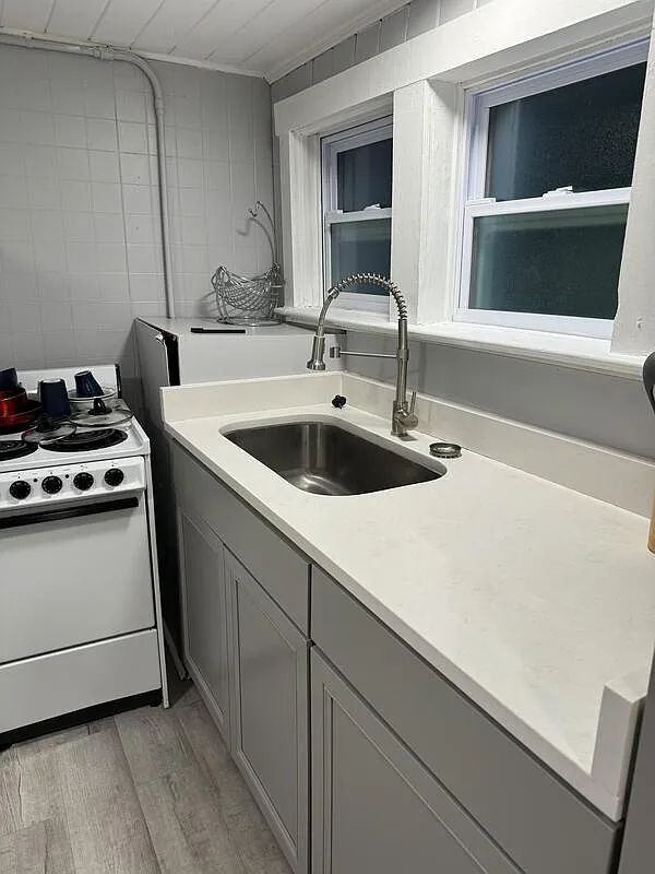 1 bed, 1.0 bath, 500 sqft, $900 — Photo 4