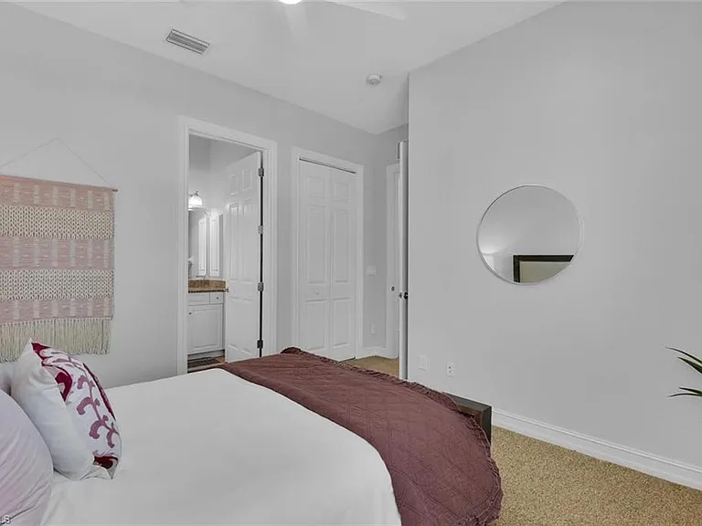 590 110th Ave N — Photo 23