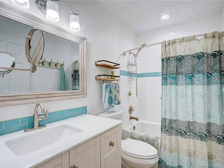 175 SE Saint Lucie Blvd #A106 — Photo 26