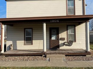 1904 S 14th St, Burlington, IA