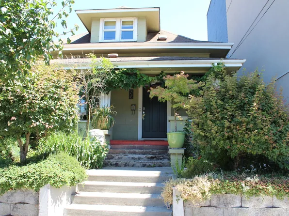 5830 N Interstate Ave APT B, Portland, OR 97217