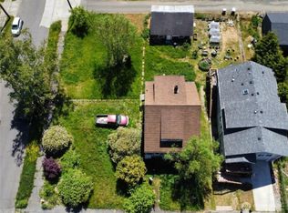 1223 E 2nd St, Aberdeen, WA 98520