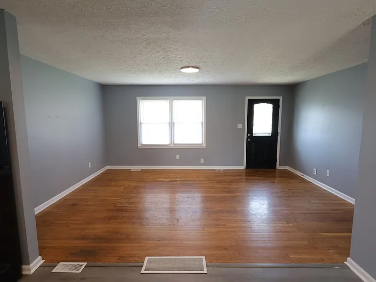 308 Larkwood Dr — Photo 4