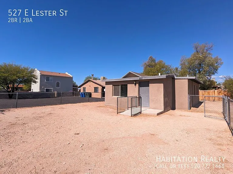 527 E Lester St — Photo 18